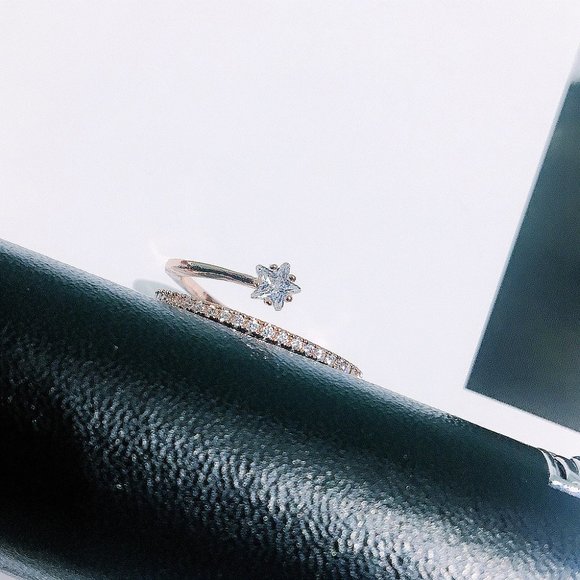 NEW 18K Rose Gold Diamond Star Adjustable Ring - Picture 13 of 13